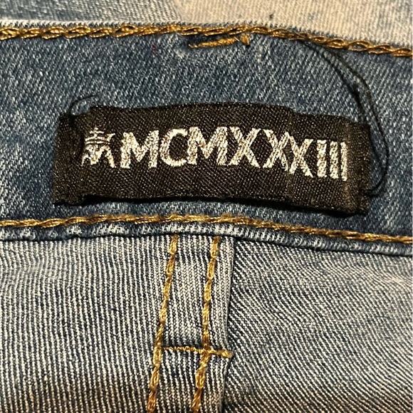 RED APE MCMXXXIII Distressed Paint Splattered Denim Jeans. Waist 46. Inseam 31.5 - Picture 7 of 9